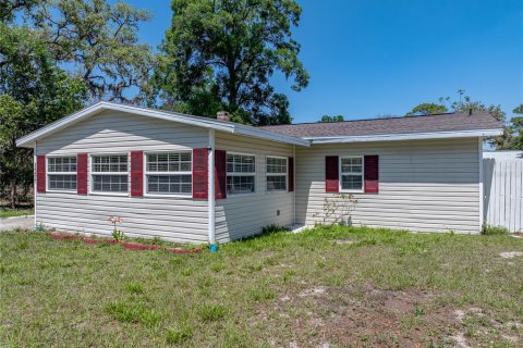 House in Dade City, Florida 3 bedrooms, 149.76 sq.m. № 1631963 - photo 3