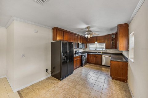 House in Dade City, Florida 3 bedrooms, 149.76 sq.m. № 1631963 - photo 16