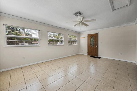 House in Dade City, Florida 3 bedrooms, 149.76 sq.m. № 1631963 - photo 11