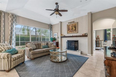 Villa ou maison à vendre à Land O' Lakes, Floride: 4 chambres, 251.39 m2 № 2150649 - photo 21
