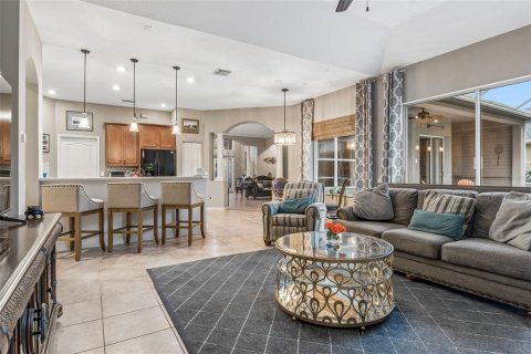 Villa ou maison à vendre à Land O' Lakes, Floride: 4 chambres, 251.39 m2 № 2150649 - photo 23