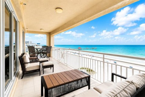 Condo in Clearwater, Florida, 3 bedrooms № 2149015 - photo 9