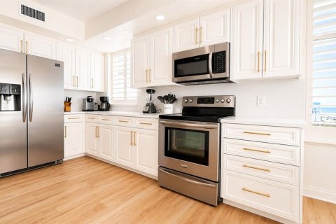 Condo in Clearwater, Florida, 3 bedrooms № 2149015 - photo 12