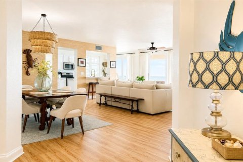 Condo in Clearwater, Florida, 3 bedrooms № 2149015 - photo 4