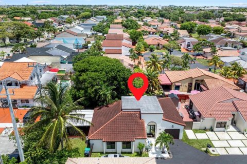 Casa en venta en Miami, Florida, 3 dormitorios, 127.46 m2 № 1768818 - foto 20