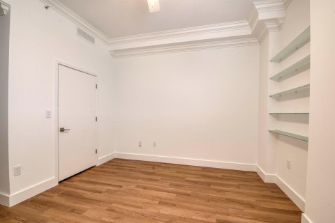 Condo in West Palm Beach, Florida, 1 bedroom № 2081765 - photo 19