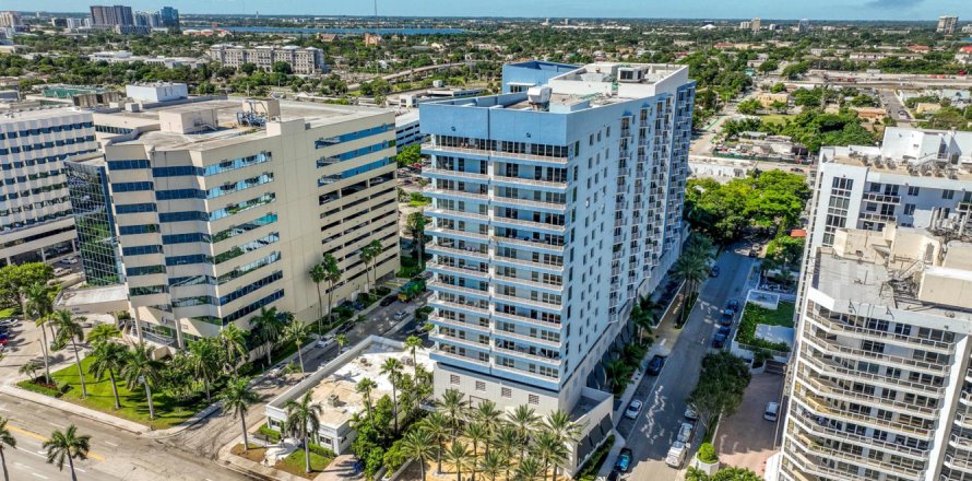 Condo in West Palm Beach, Florida, 1 bedroom № 2081765