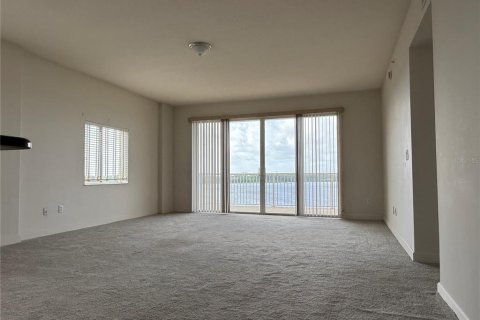 Condominio en venta en Orlando, Florida, 3 dormitorios, 217.86 m2 № 1576534 - foto 3