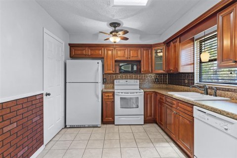 Copropriété à vendre à Eustis, Floride: 2 chambres, 78.04 m2 № 1622671 - photo 5