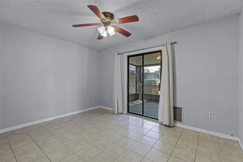 Copropriété à vendre à Eustis, Floride: 2 chambres, 78.04 m2 № 1622671 - photo 7