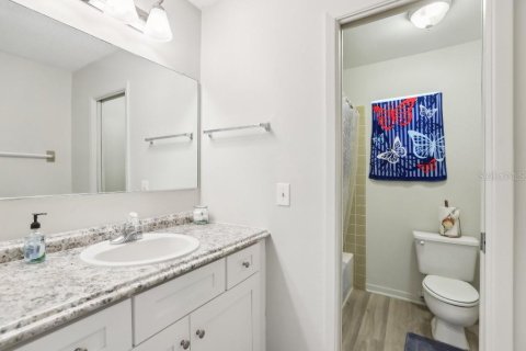House in Sun City Center, Florida 2 bedrooms, 165.18 sq.m. № 1800335 - photo 28