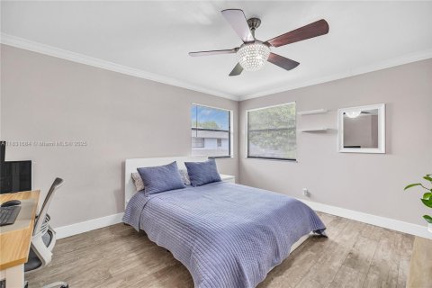 Townhouse in Pembroke Pines, Florida 3 bedrooms, 123.75 sq.m. № 1809880 - photo 26