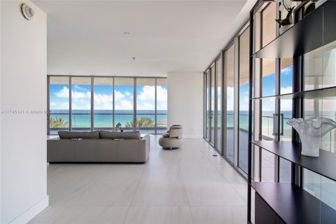 Condo in Sunny Isles Beach, Florida, 3 bedrooms  № 1859638 - photo 3