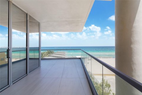 Condo in Sunny Isles Beach, Florida, 3 bedrooms  № 1859638 - photo 8