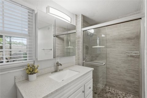 Villa ou maison à vendre à Largo, Floride: 4 chambres, 126.35 m2 № 2408773 - photo 18