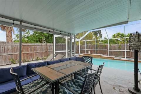 Villa ou maison à vendre à Largo, Floride: 4 chambres, 126.35 m2 № 2408773 - photo 3