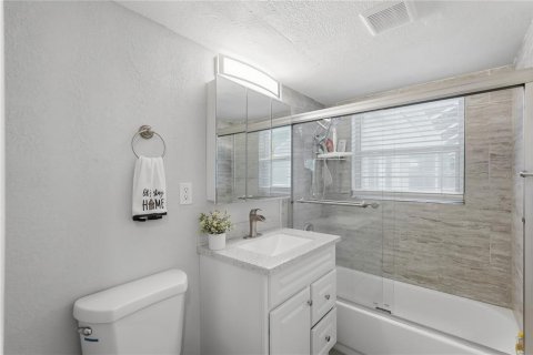 Villa ou maison à vendre à Largo, Floride: 4 chambres, 126.35 m2 № 2408773 - photo 23