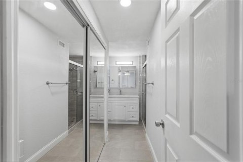 Villa ou maison à vendre à Largo, Floride: 4 chambres, 126.35 m2 № 2408773 - photo 17