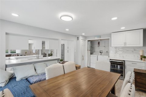 Villa ou maison à vendre à Largo, Floride: 4 chambres, 126.35 m2 № 2408773 - photo 11