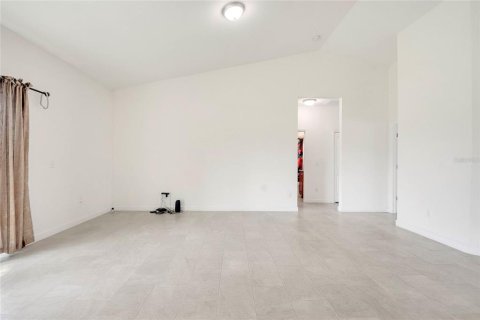 Casa en venta en Kissimmee, Florida, 4 dormitorios, 153.01 m2 № 1899240 - foto 12