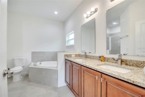 Casa en venta en Kissimmee, Florida, 4 dormitorios, 153.01 m2 № 1899240 - foto 7