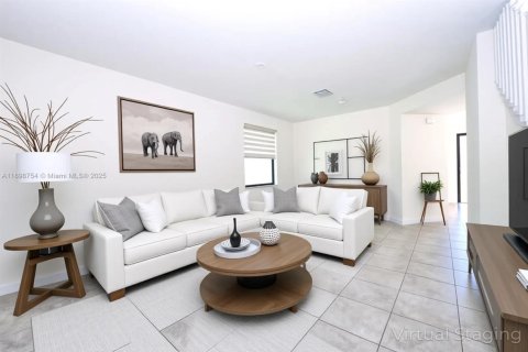 Villa ou maison à vendre à Hialeah, Floride: 4 chambres, 228.73 m2 № 1950531 - photo 5