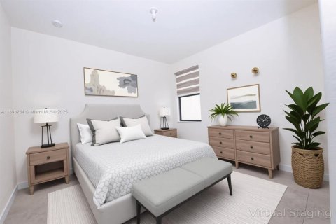 Villa ou maison à vendre à Hialeah, Floride: 4 chambres, 228.73 m2 № 1950531 - photo 13