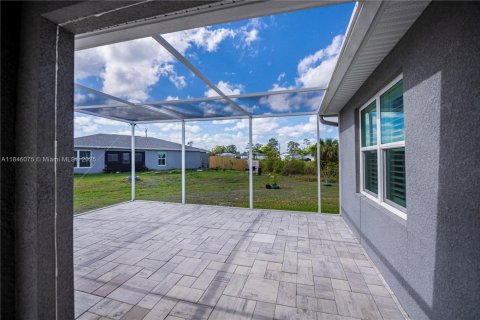 House in LaBelle, Florida 3 bedrooms № 1842859 - photo 5