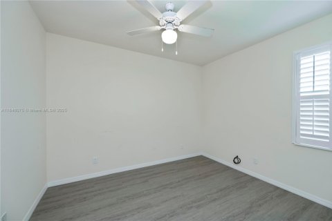 House in LaBelle, Florida 3 bedrooms № 1842859 - photo 17