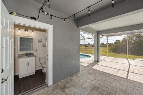 House in LaBelle, Florida 3 bedrooms № 1842859 - photo 12