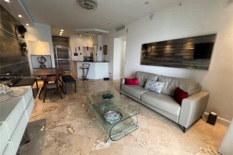 House in Miami Beach, Florida 2 bedrooms, 87.61 sq.m. № 1944079 - photo 10