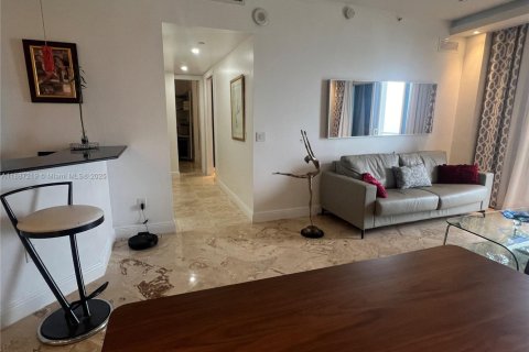 House in Miami Beach, Florida 2 bedrooms, 87.61 sq.m. № 1944079 - photo 18