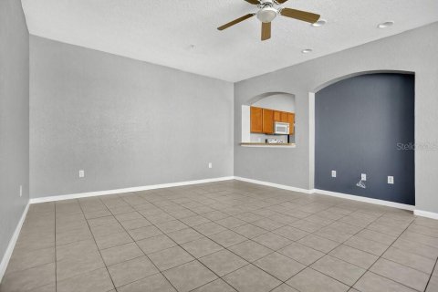 Townhouse in Kissimmee, Florida 3 bedrooms, 193.79 sq.m. № 1880422 - photo 3