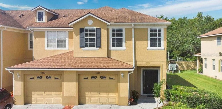 Adosado en Kissimmee, Florida 3 dormitorios, 193.79 m2 № 1880422