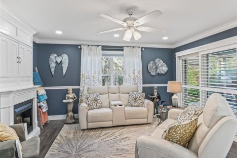 House in The Villages, Florida 2 bedrooms, 102.19 sq.m. № 2093100 - photo 17