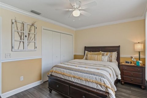 House in The Villages, Florida 2 bedrooms, 102.19 sq.m. № 2093100 - photo 28