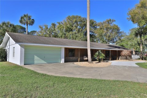 House in Summerfield, Florida 3 bedrooms, 253.81 sq.m. № 2103328 - photo 5