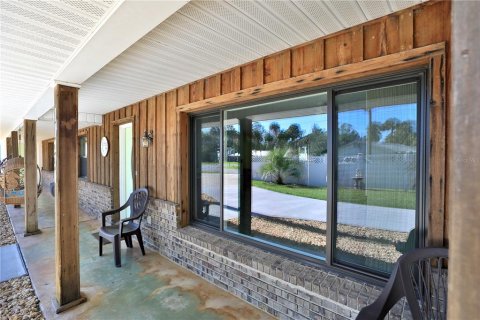 House in Summerfield, Florida 3 bedrooms, 253.81 sq.m. № 2103328 - photo 9