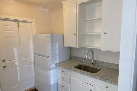 Villa ou maison à louer à Riviera Beach, Floride: 3 chambres, 73.02 m2 № 2407720 - photo 4