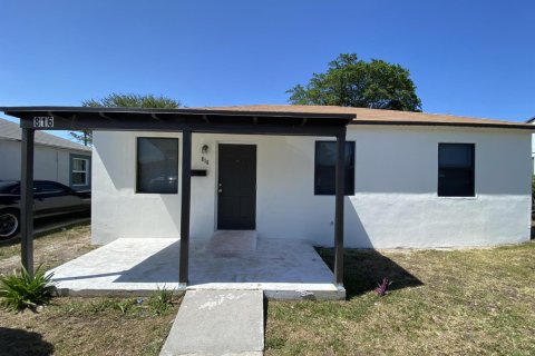 Villa ou maison à Riviera Beach, Floride 3 chambres, 73.02 m2 № 2407720