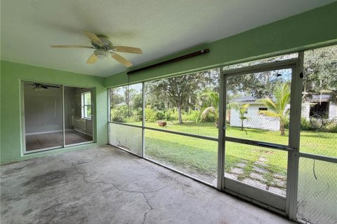 House in North Port, Florida 3 bedrooms, 113.9 sq.m. № 2394430 - photo 16