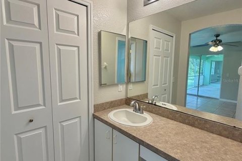 House in North Port, Florida 3 bedrooms, 113.9 sq.m. № 2394430 - photo 12