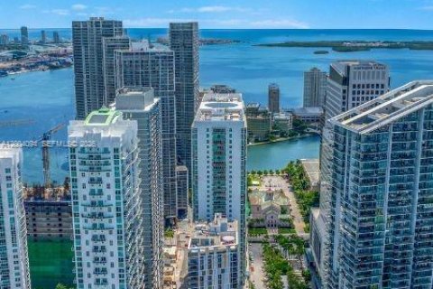 Купить кондоминиум в Майами, Флорида 2 спальни, 100.89м2, № 2068299 - фото 24