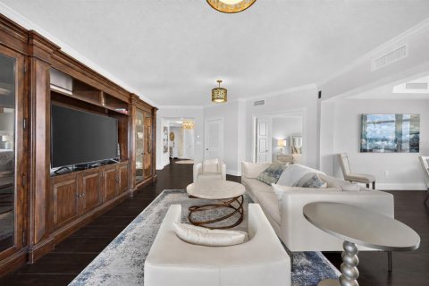 Copropriété à vendre à Clearwater, Floride: 3 chambres, 202.62 m2 № 2353465 - photo 17