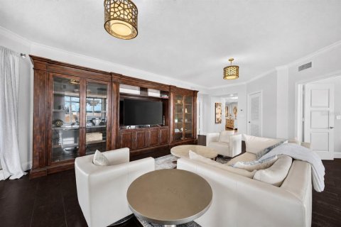 Copropriété à vendre à Clearwater, Floride: 3 chambres, 202.62 m2 № 2353465 - photo 16