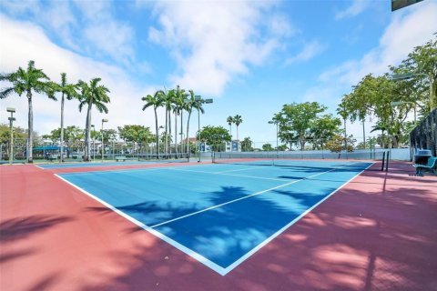 Снять в аренду виллу или дом в Хайалиа, Флорида 4 спальни, 112.5м2, № 2050909 - фото 20