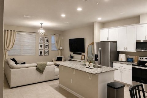 Купить таунхаус в Кэсселберри, Флорида 8 комнат, 150.13м2, № 2149488 - фото 7