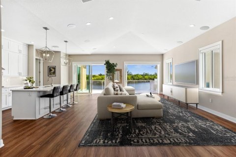 Adosado en venta en Saint Petersburg, Florida, 3 dormitorios, 239.13 m2 № 1115310 - foto 5
