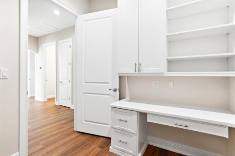 Adosado en venta en Saint Petersburg, Florida, 3 dormitorios, 239.13 m2 № 1115310 - foto 28