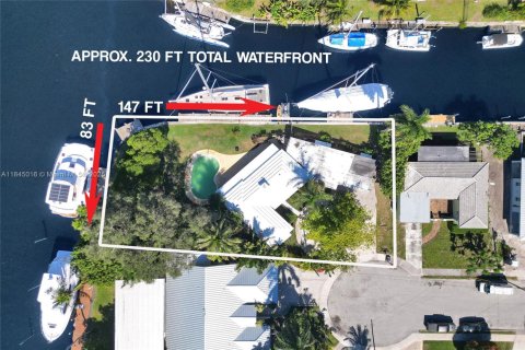 House in Fort Lauderdale, Florida 3 bedrooms, 171.59 sq.m. № 1841163 - photo 1